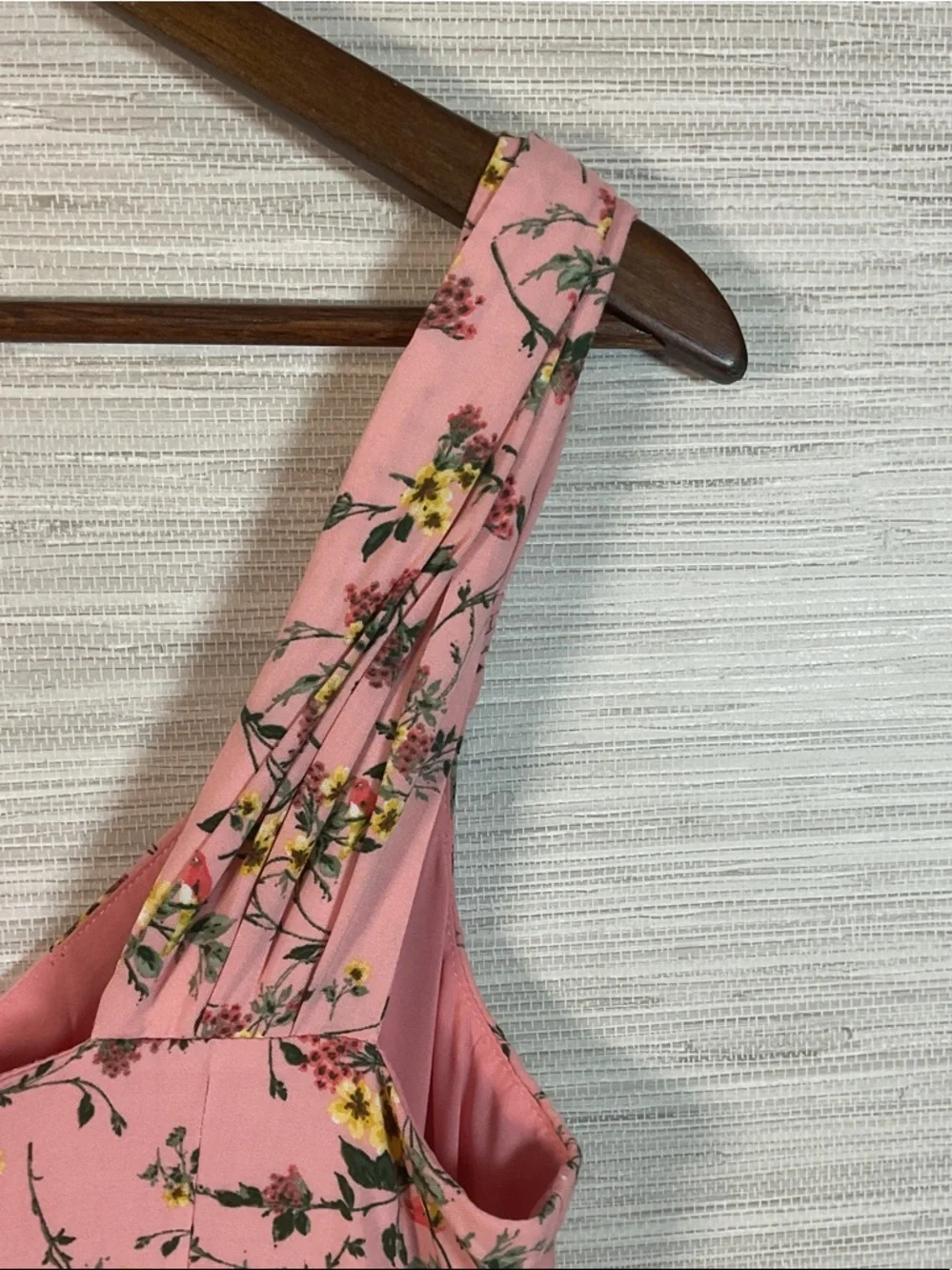 Girl Meets Glam Sarah Dress Sleeveless Pink Floral Midi Size 4 Garden Birds - Picture 9 of 13